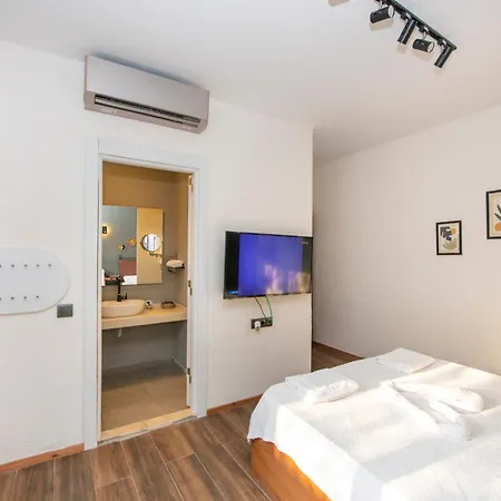 Kamp alanı Nomade Caravan Camping