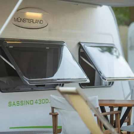 Nomade Caravan Camping Kamp alanı *